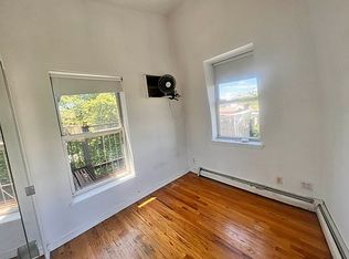 148 Clinton Ave #4, Brooklyn, NY 11205