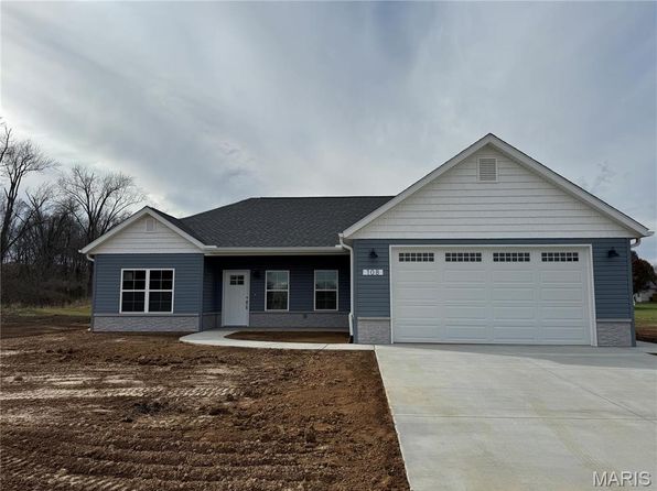 108 Wade Dr, Scott City, MO 63780