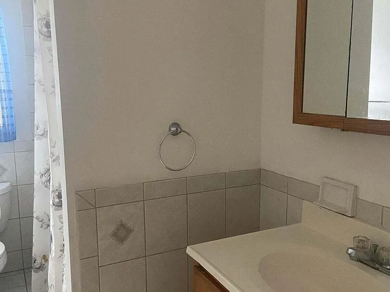17 Danby Pl — Photo 9