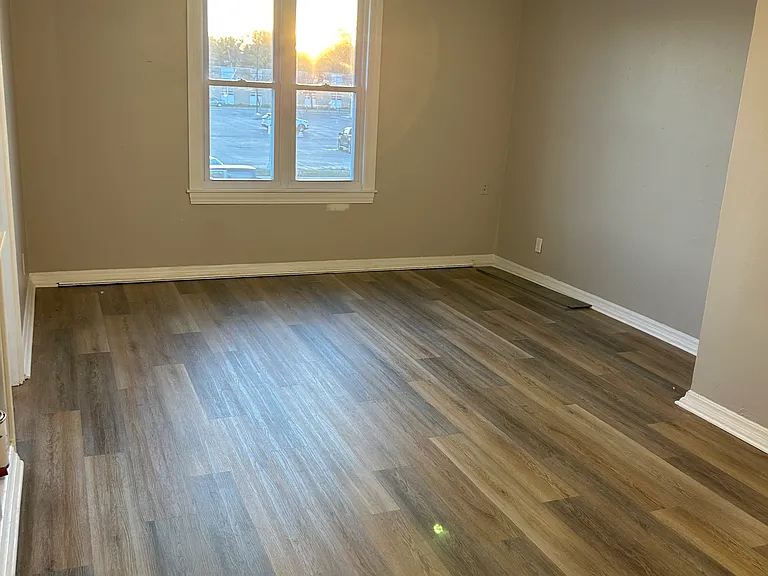 419 S Saginaw Rd #1 — Photo 6