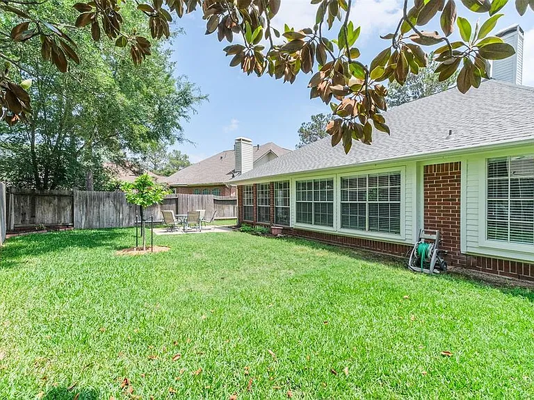 17218 Hamilwood Dr — Photo 12