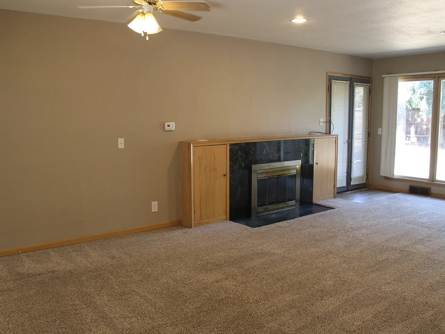 2 bed, 820 sqft, $1,450 — Photo 2
