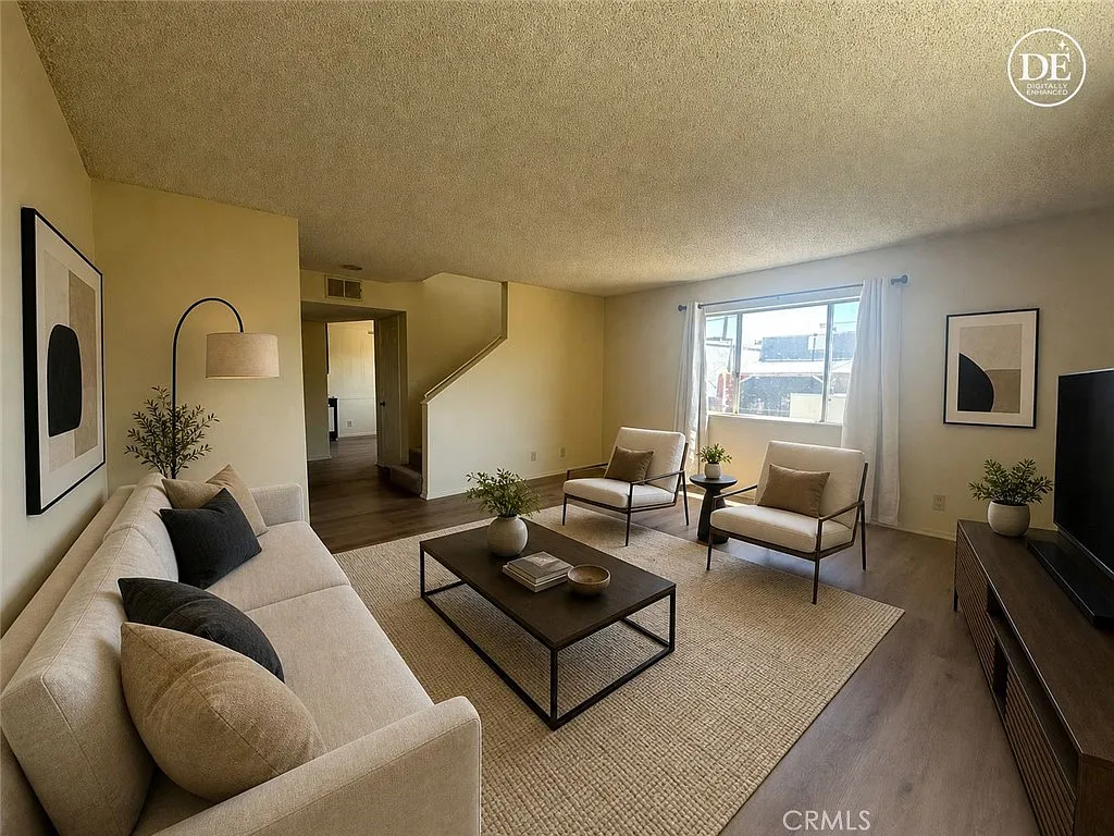 Building Photo - 5217 Satsuma Ave #4