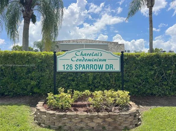 126 Sparrow Dr APT 22B, Royal Palm Beach, FL 33411