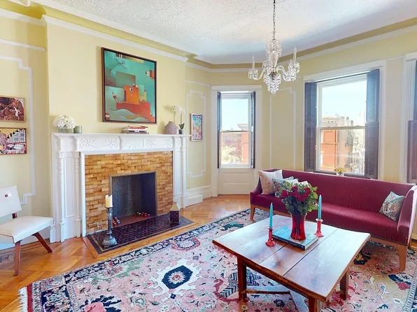 188 135th St #5W, New York, NY 10030