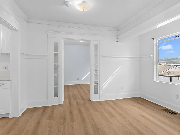 1071 Laguna Ave #1071 — Photo 12