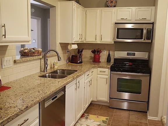 4th image of 8011 Big Oak Trail Dr