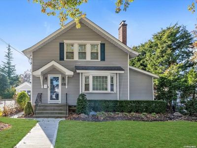 22 Lenox Avenue, Lynbrook, NY, 11563