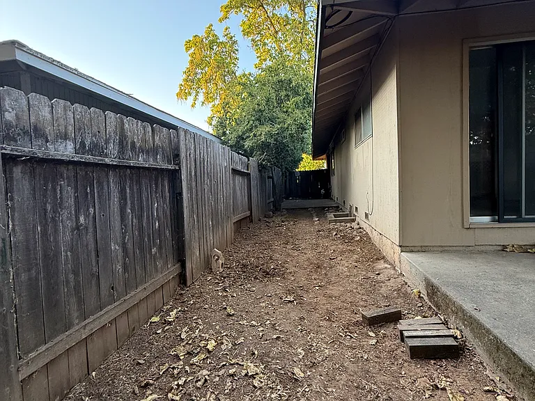 4904 Douvan Ct — Photo 9