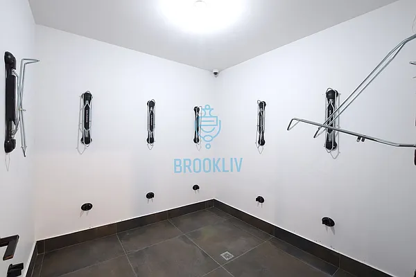 Rented by null | media 47