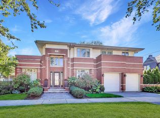 1044 N Knight Ave, Park Ridge, IL 60068