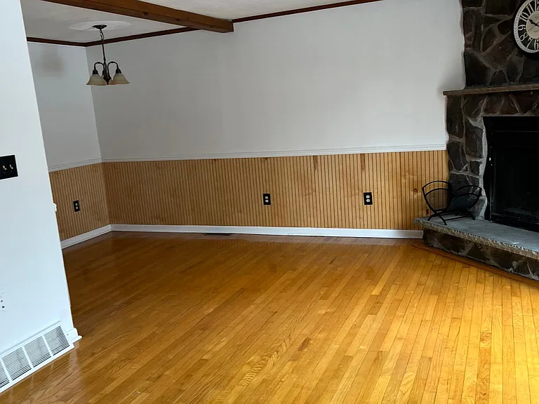 4273 Belmont Dr — Photo 6