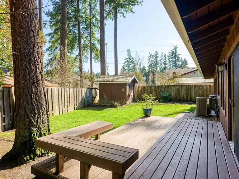 14525 SW Forest Dr — Photo 16
