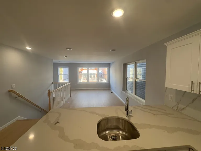 29 Isabella Ave #1-2 — Photo 8