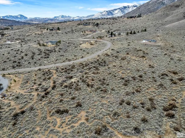 10 Hawkins Peak Rd, Markleeville, CA 96120