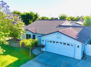 260 S Kenneth Ave, Kerman, CA 93630