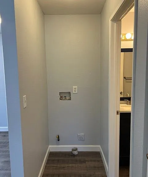 155 N Bitterbush St #B — Photo 6