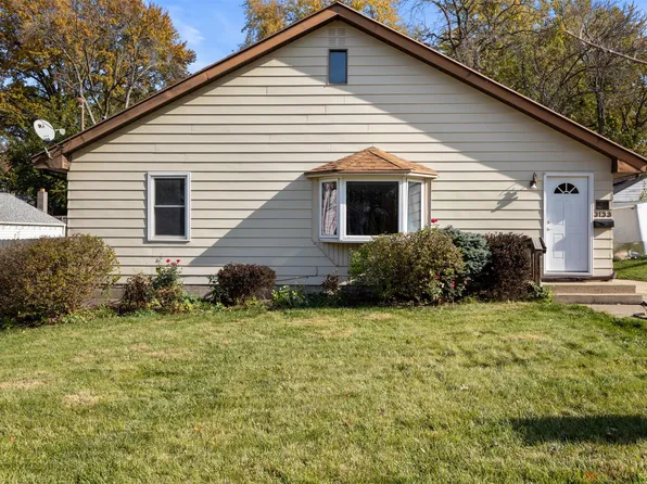 3133 SW 12th Pl, Des Moines, IA 50315