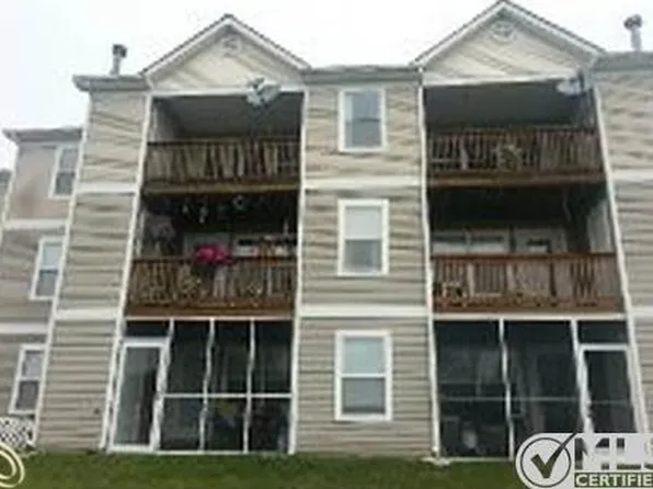 1565 Long Meadow Trl, Ann Arbor, MI 48108