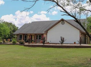 433 Ruby Ln, Cleburne, TX 76031