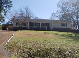 211 North St, Thomaston, GA 30286