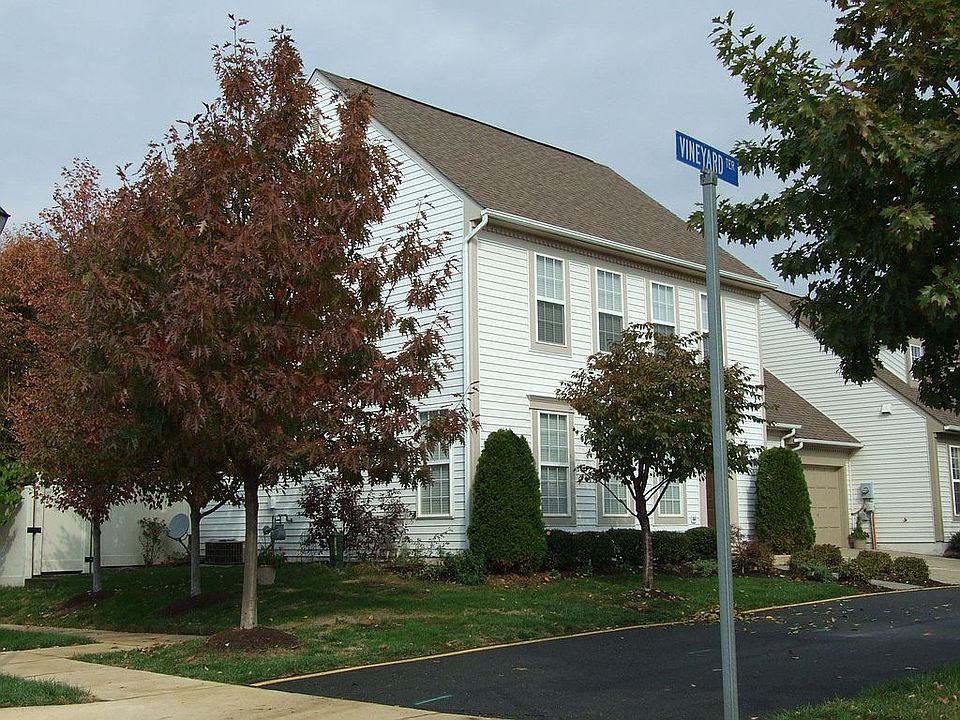 Welcome to Vineyard Terrace