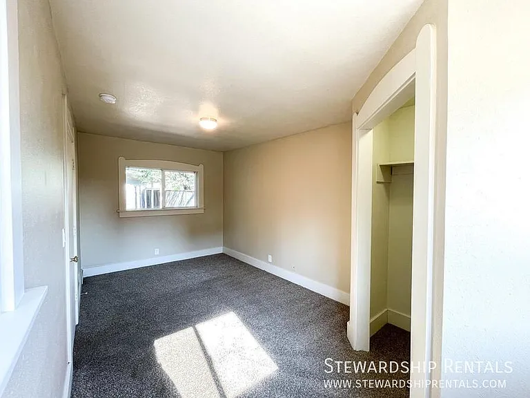 1745 Olive St — Photo 16