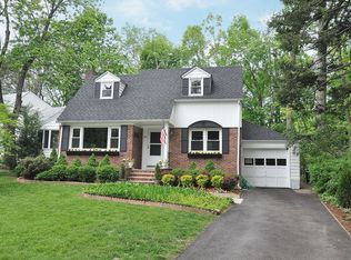 15 Continental Ave, Morristown, NJ 07960