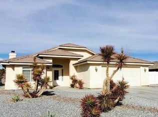 13946 Rivers Edge Rd, Helendale, CA 92342