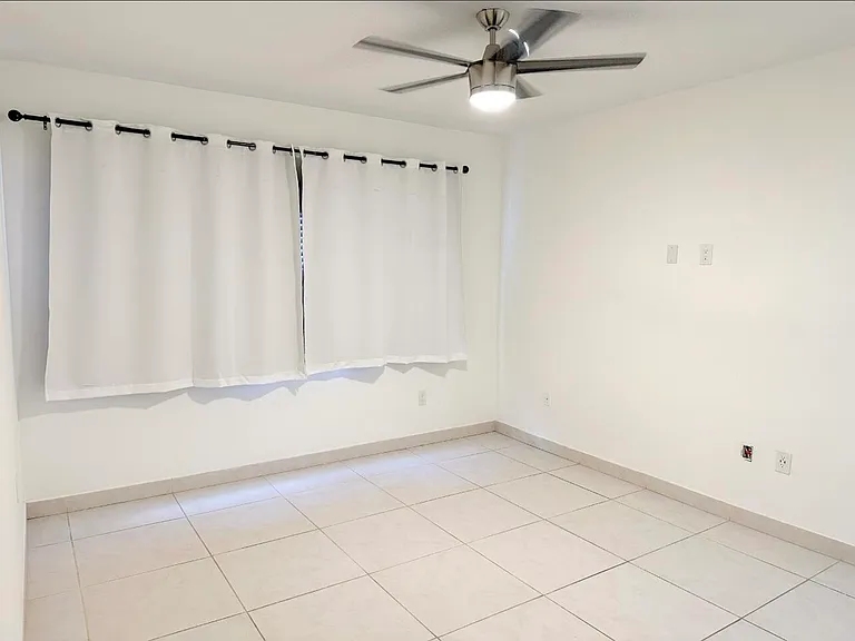 50 SW 3rd Ave #1060 — Photo 13