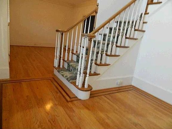 5th image of 3594 Carrick Ct