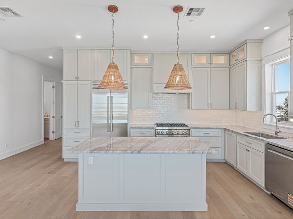 136 W Cotter Ave #10