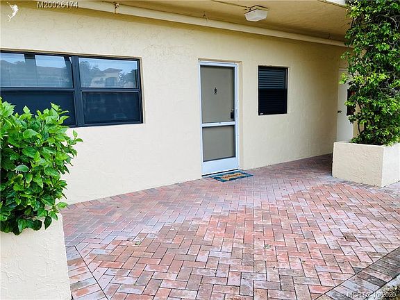 2nd image of 7430 S Ocean Dr APT 120B
