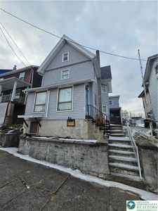 230 S 2nd St, Lehighton, PA, 18235