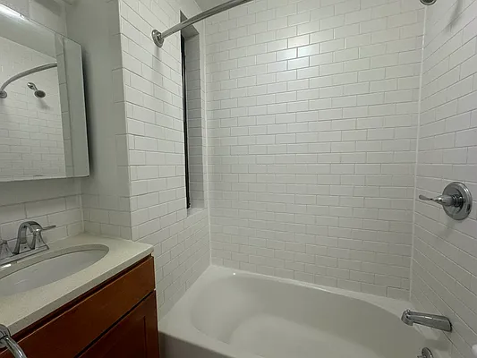 Rented by Tourma Realty LLC | media 20