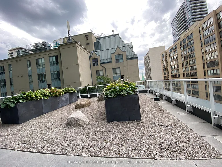 403 Church St #1906 — Photo 36