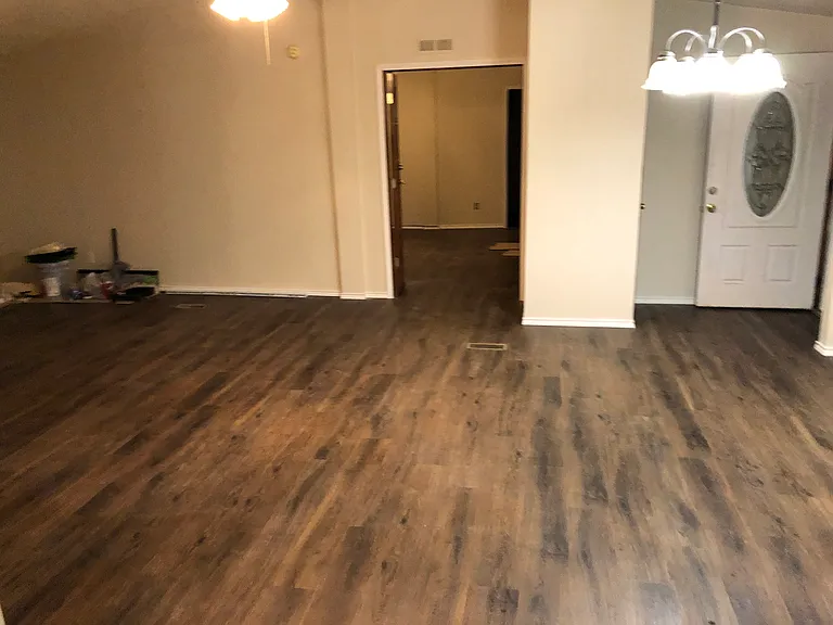 2409 E Paradise Ln — Photo 16