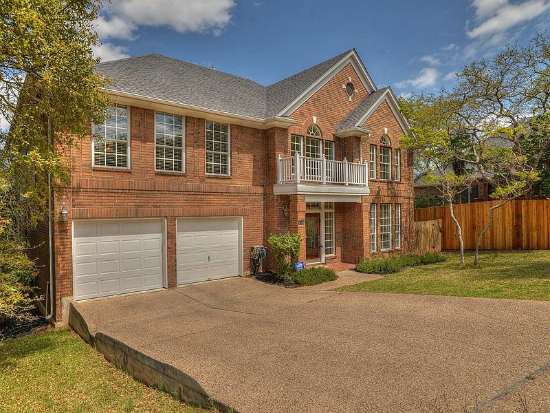 2nd image of 6104 Sierra Arbor Ct