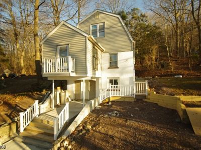 45 Lyons Rd, Oak Ridge, NJ, 07438