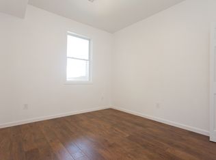 310 2nd St #2, Elizabethport, NJ 07206