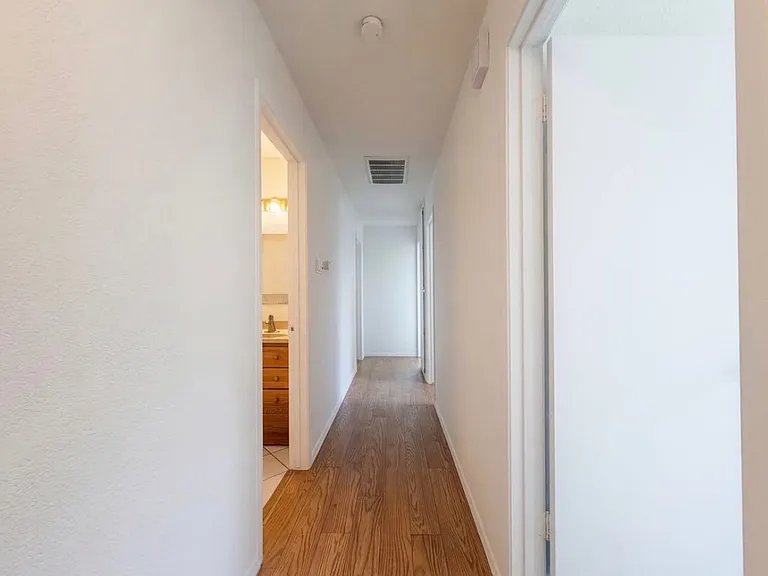 5961 Kies Way — Photo 8