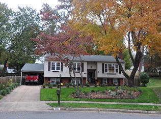 9520 Barnstable Ct, Burke, VA 22015