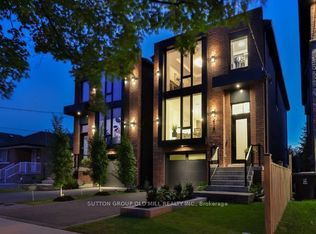 216 Delta St, Toronto, ON M8W 4E6