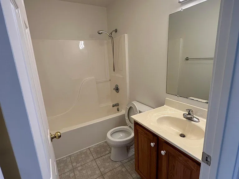 542 Virginia Ave — Photo 29