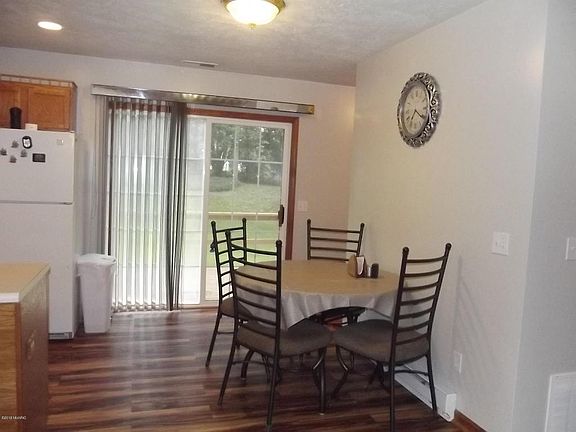 5th image of 92701 West Dr