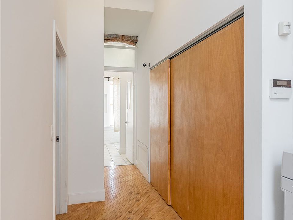 2140MichiganAve-111