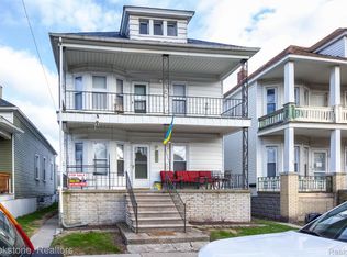 2668 Neibel St, Hamtramck, MI 48212