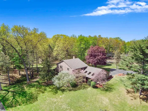 1975 W Erie Rd, Temperance, MI 48182