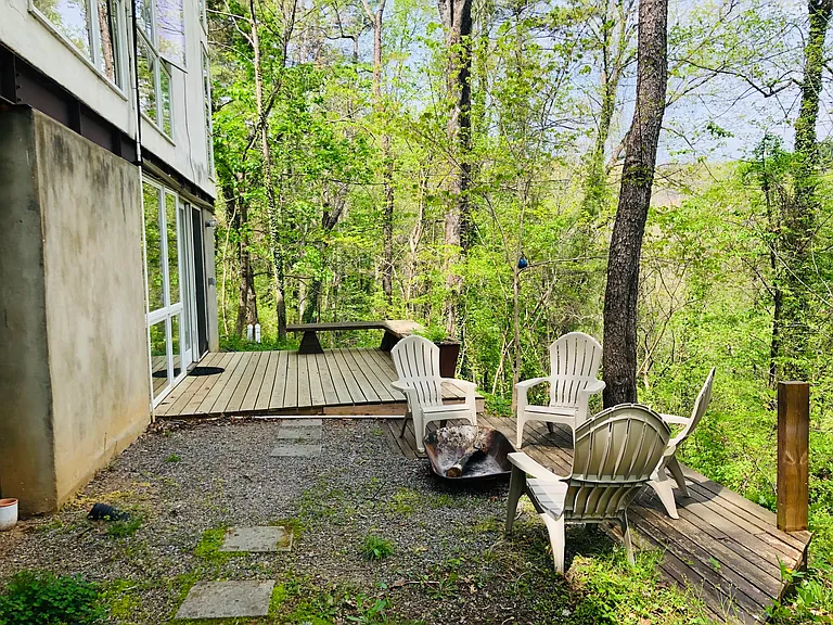 27 Chateau Pl — Photo 12