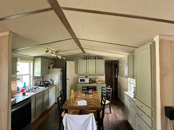 659 Chancellor Ln, Fenton, MO 63026